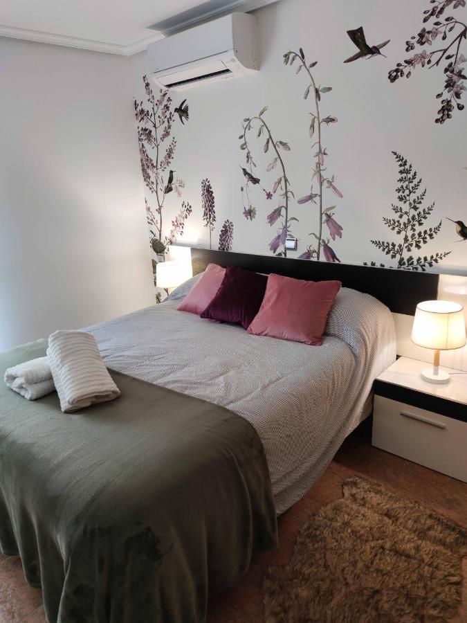Apartamento Plaza Mayor Trujillo Eksteriør billede